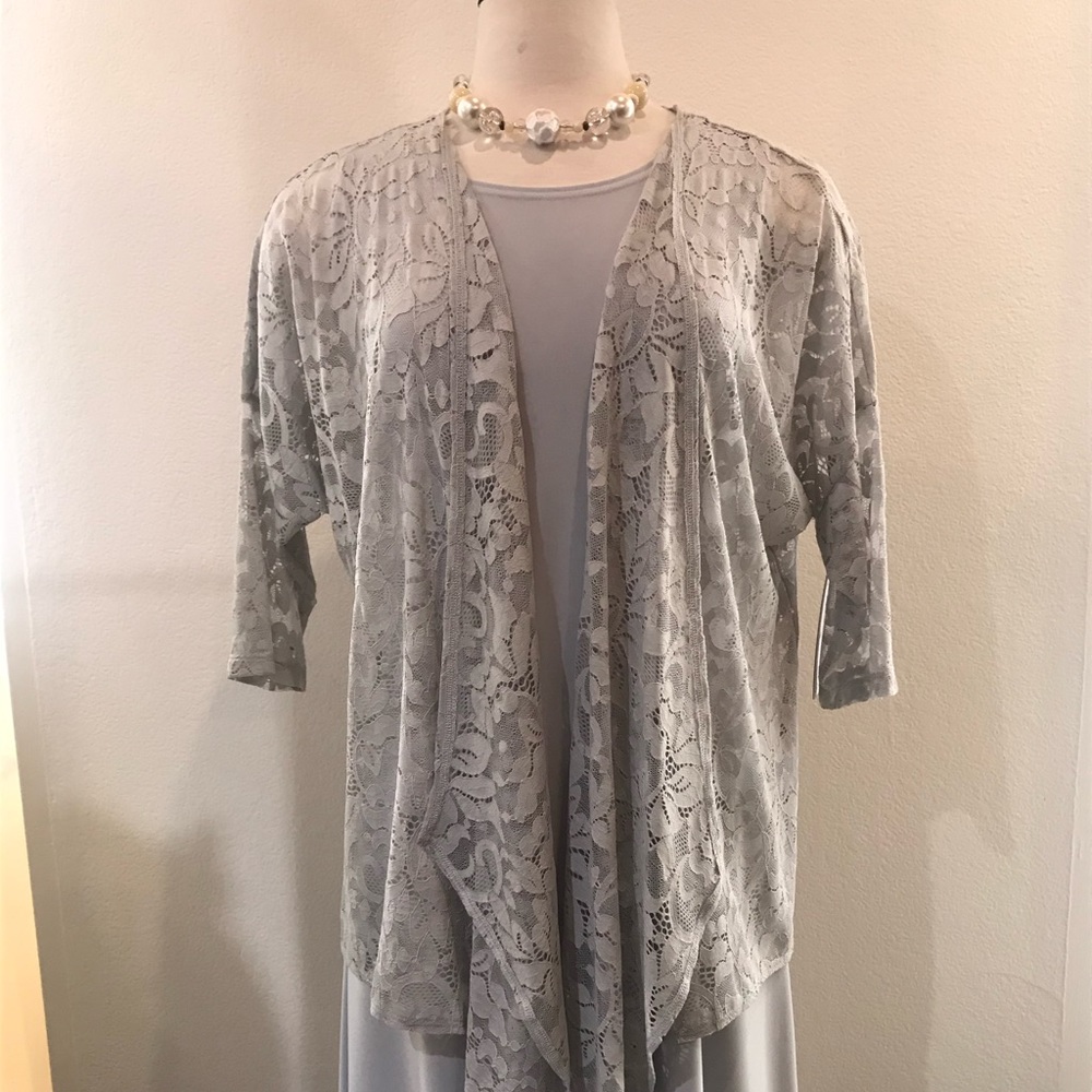 Lace kimono